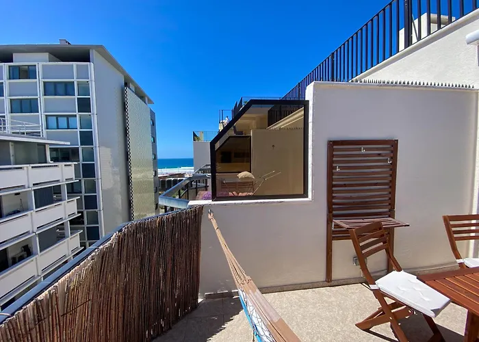 Maui Surfer\'S House Sea View Caparica Beach House